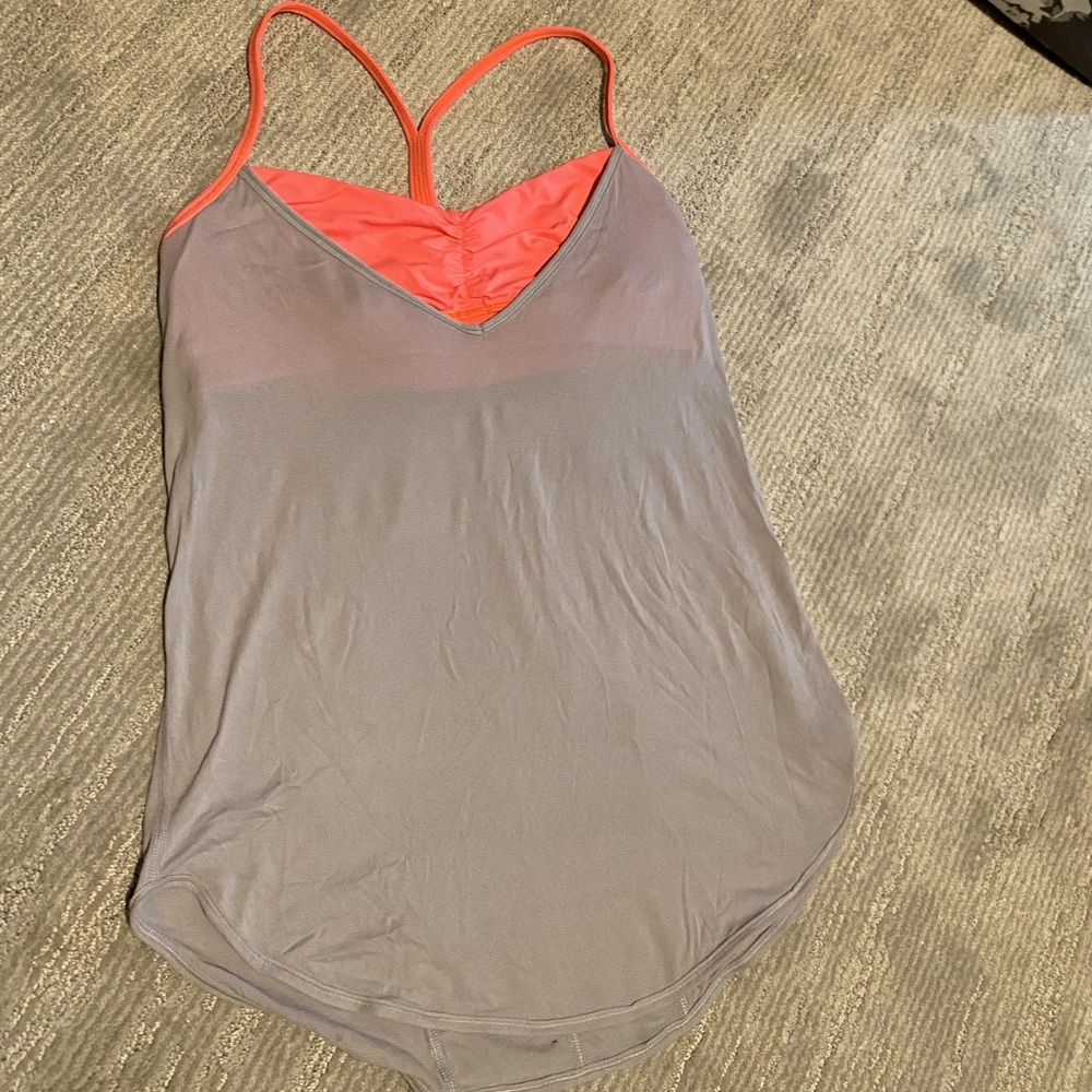 Lululemon tank size 8